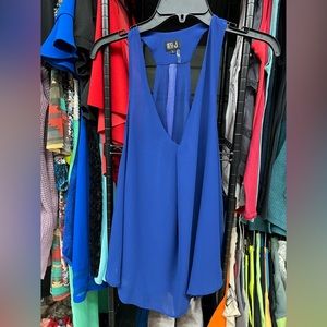 Beautiful flowy tank